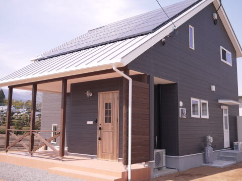宮崎県　認定ゼロエネルギー住宅　ログハウス風　ロッジ風